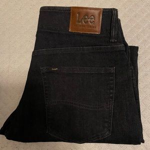 Men’s jeans. Lee Extreme Motion.